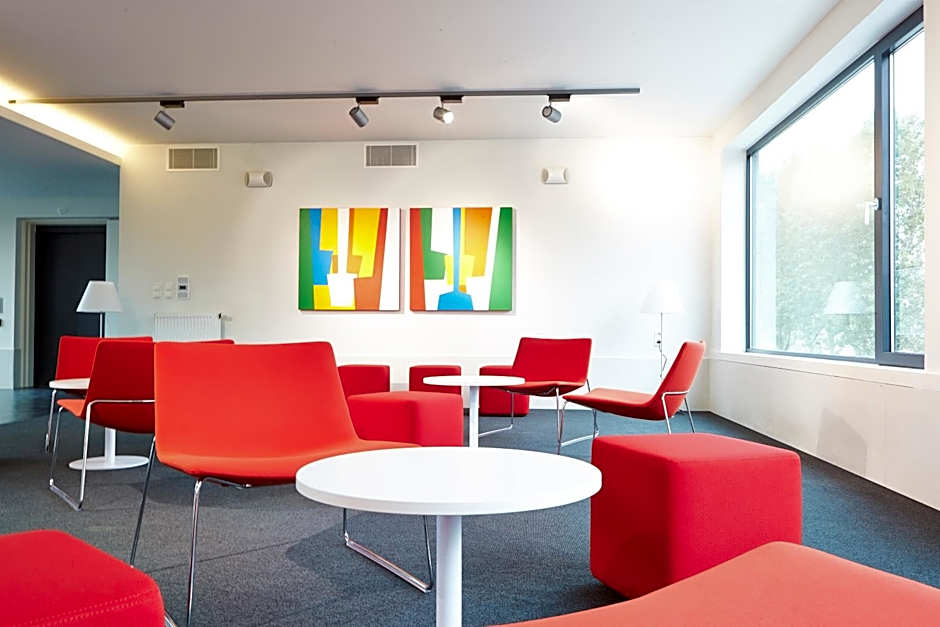 Hotel Middelpunt - Gratis Parking - Ontbijt inbegrepen! Nieuwjaarsbrunch 01 januari