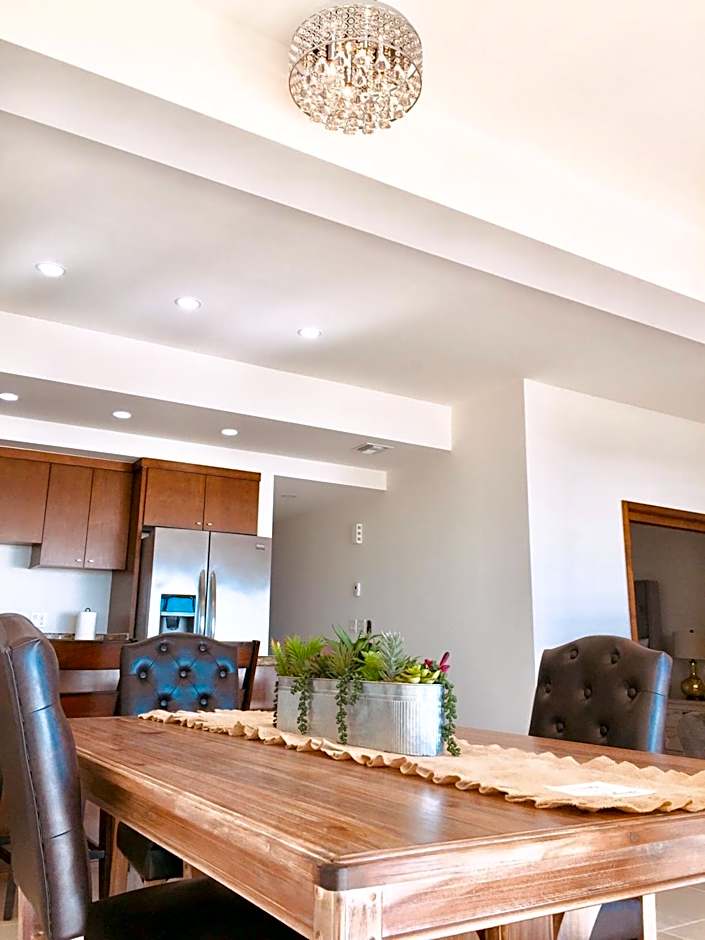 La Jolla Excellence, Exclusive Front Beach!