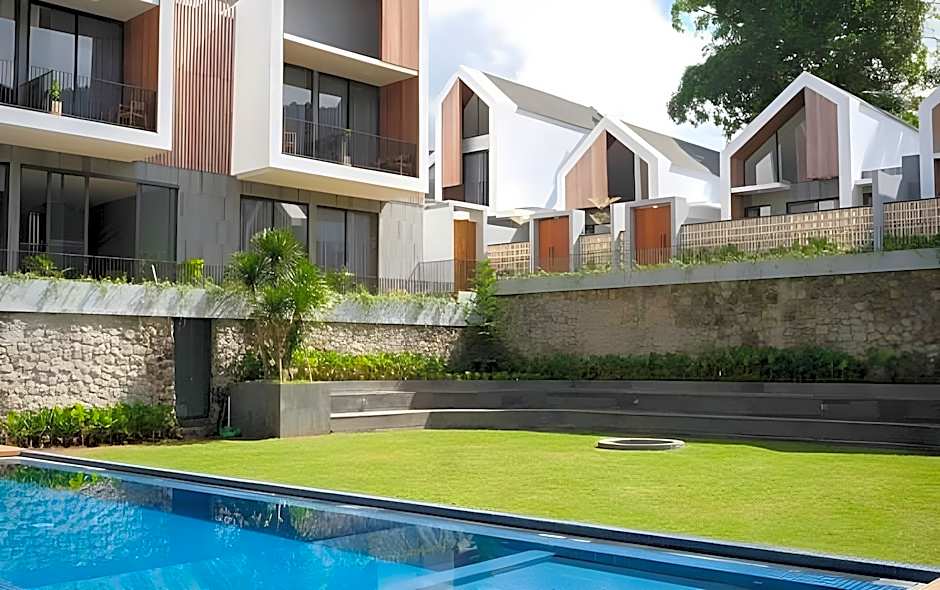 Facade Hotel by Azana