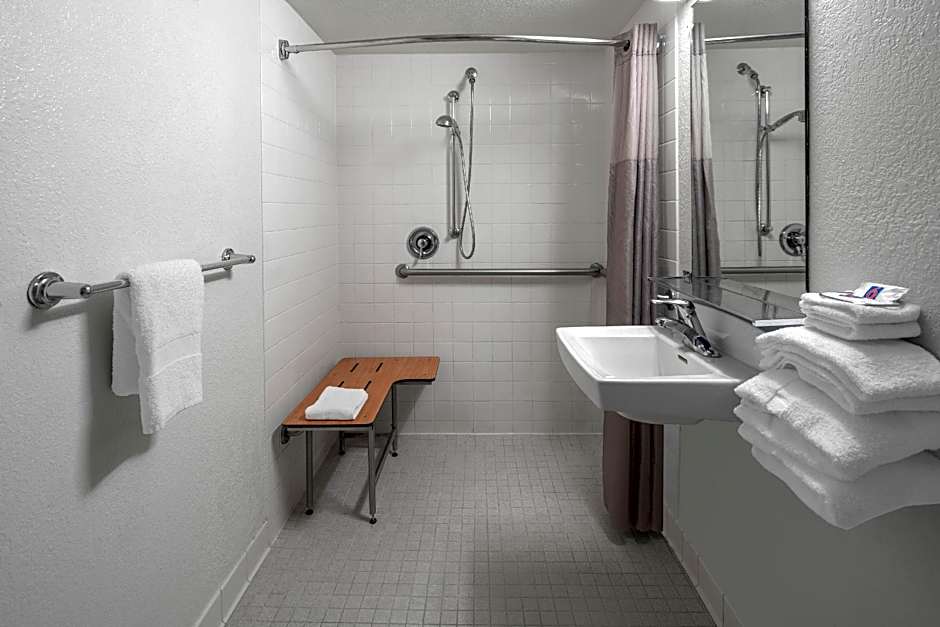 Motel 6 Santa Barbara - Carpinteria South