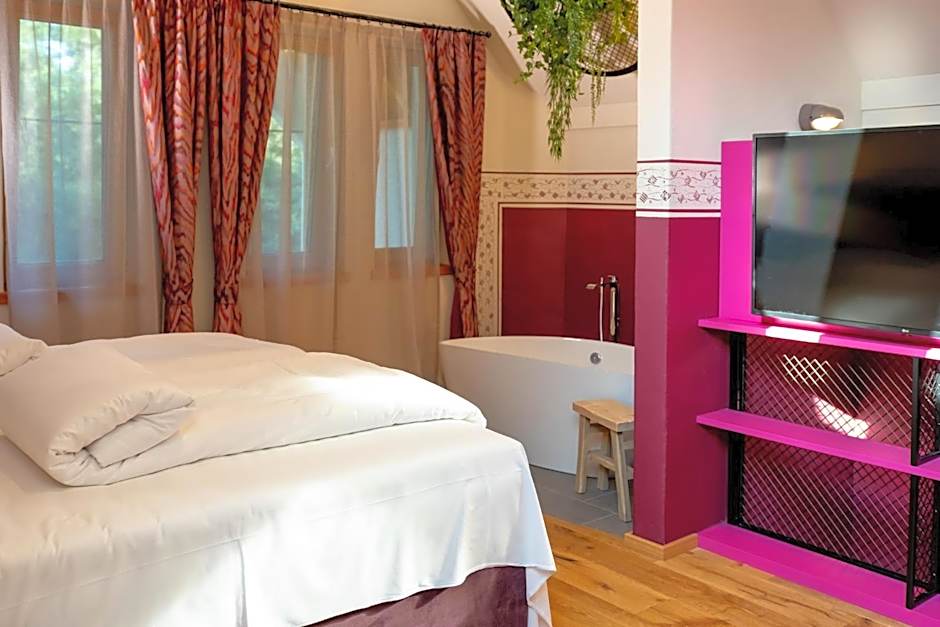 CSELLO MÜHLE OSLIP, Eventlocation, Gastronomie & Nächtigung