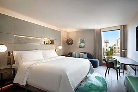 Luxury King Room - Top Floor