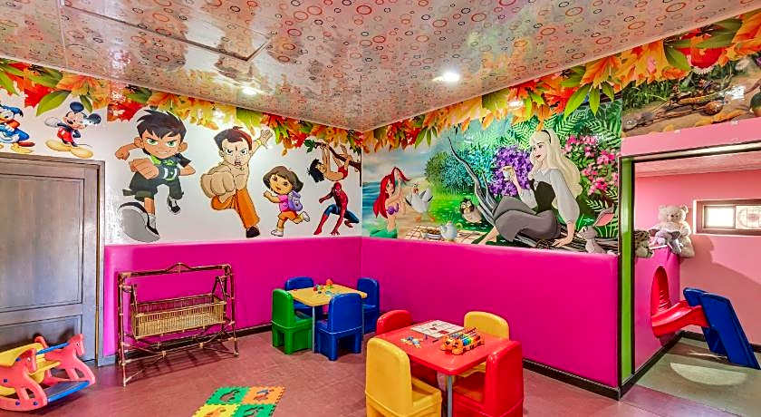 Club Mahindra Derby Green