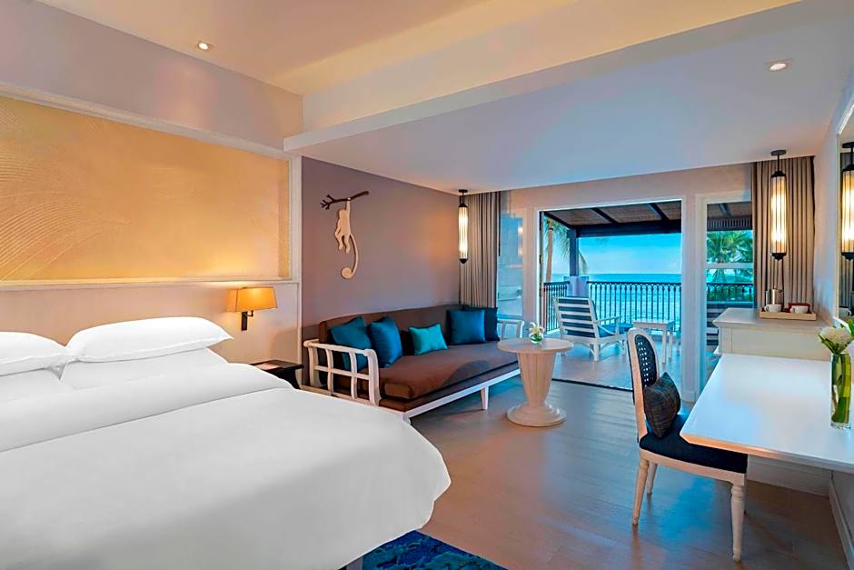 Photo 1 of 8 of Deluxe 1 King Bed Guestroom