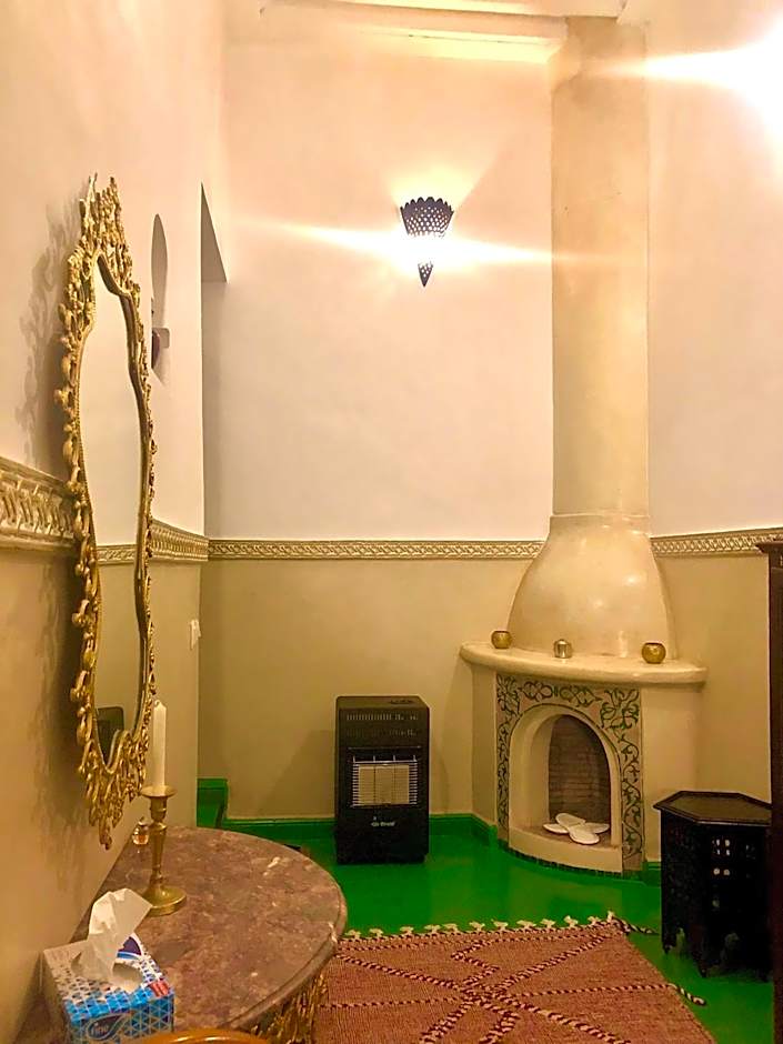 Riad ABBASSIA Marrakech - Authentic Medina Experience