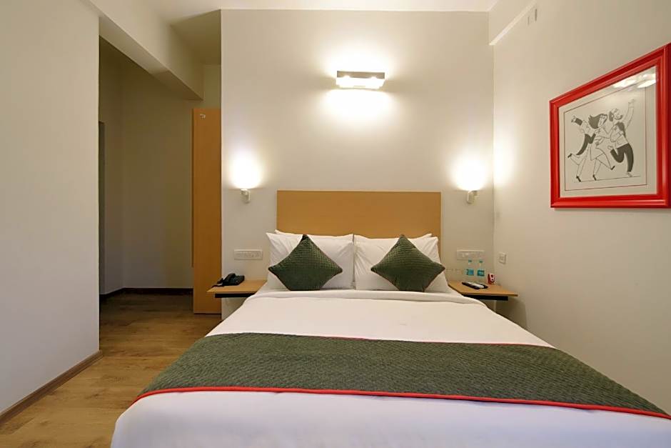 Townhouse Airport Road