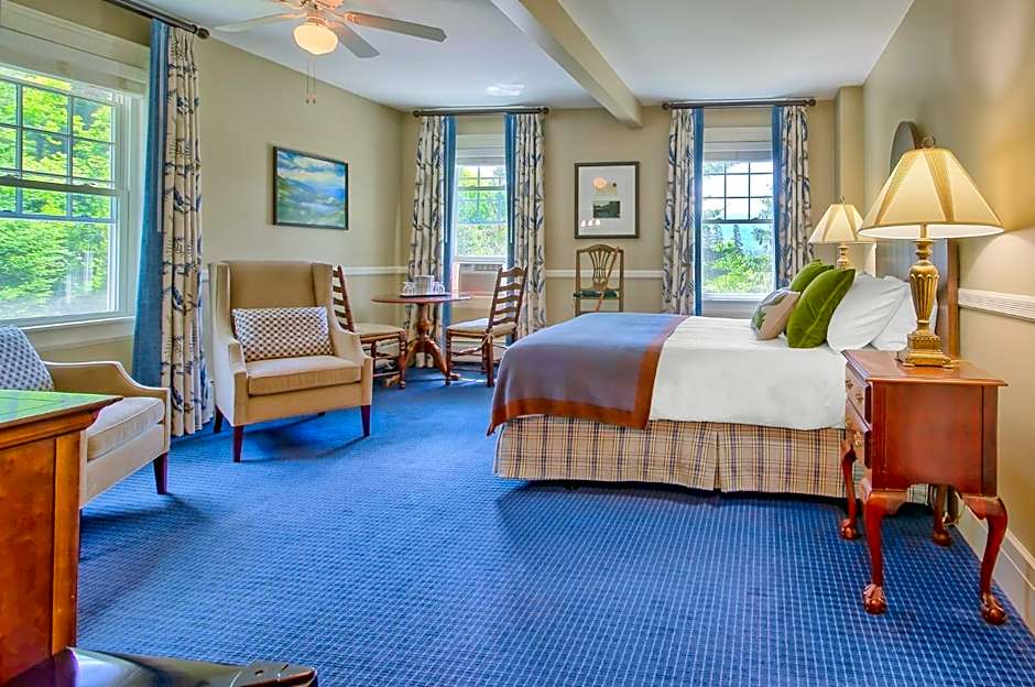 Omni Bretton Arms Inn at Mount Washington Resort