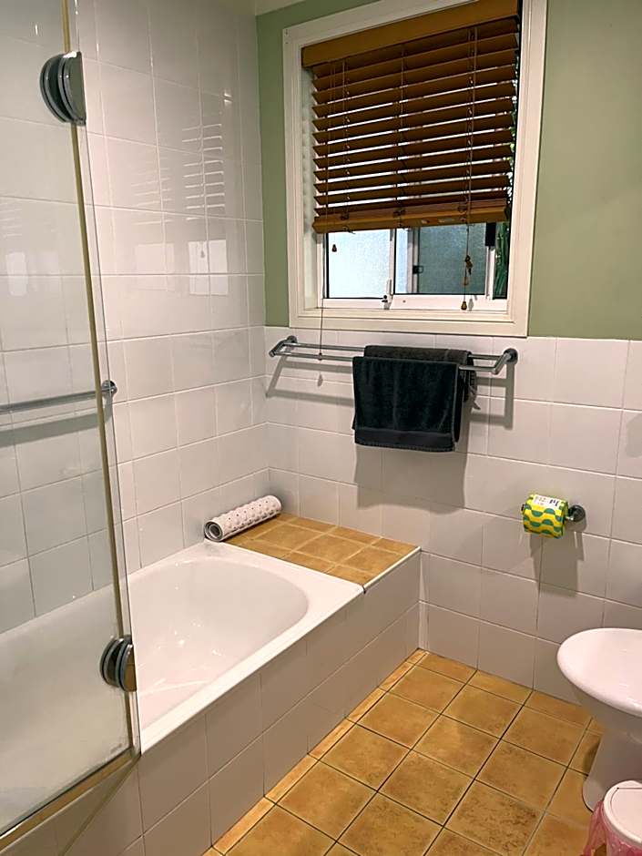 Safety Beach Bungalows