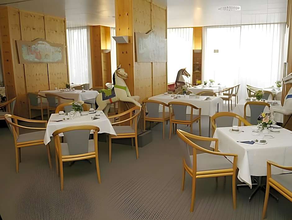 ARVENA Messe Hotel