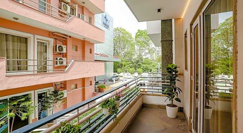 Fabhotel Infinity Nest – Gurgaon, NY