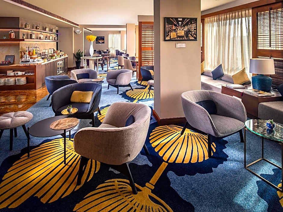 Sofitel Saigon Plaza Hotel