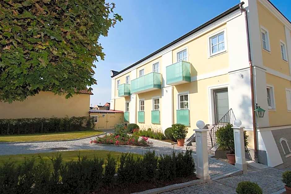 Hotel Biedermeier Hof