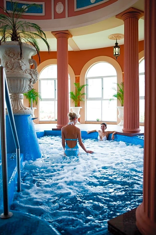 Riu Emerald Bay - All Inclusive