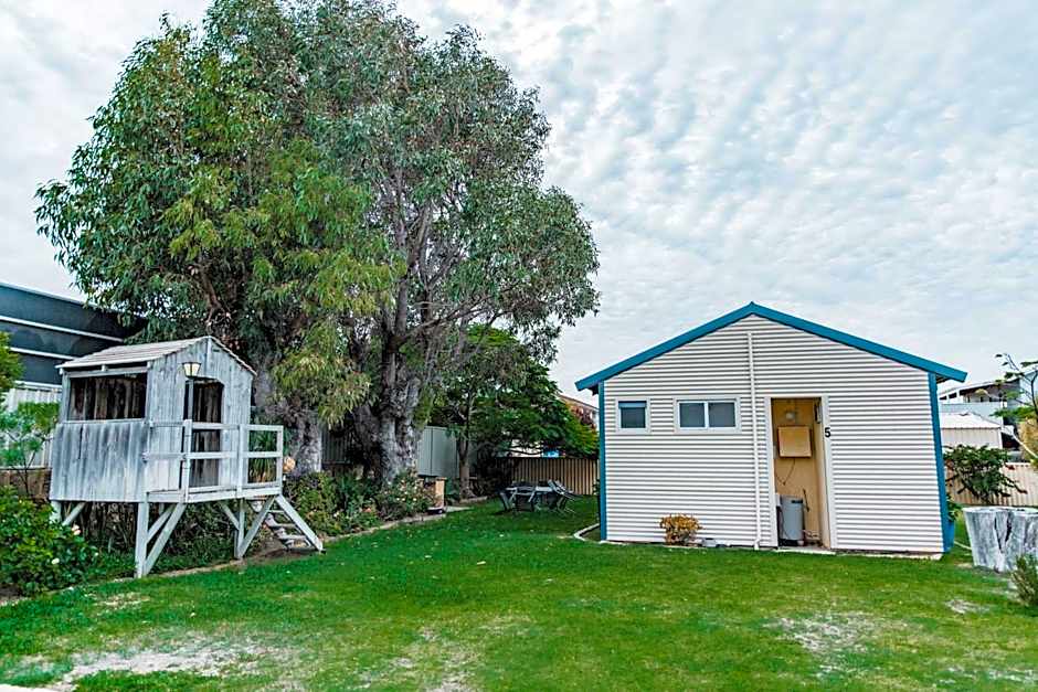 Dongara Hotel Motel