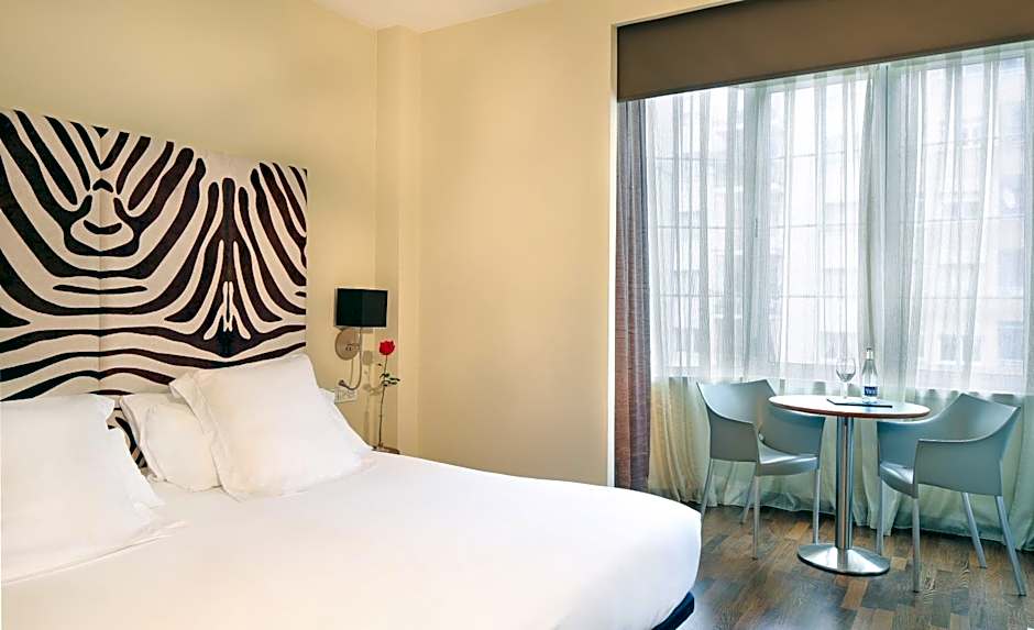 Hotel Gran Derby Suites