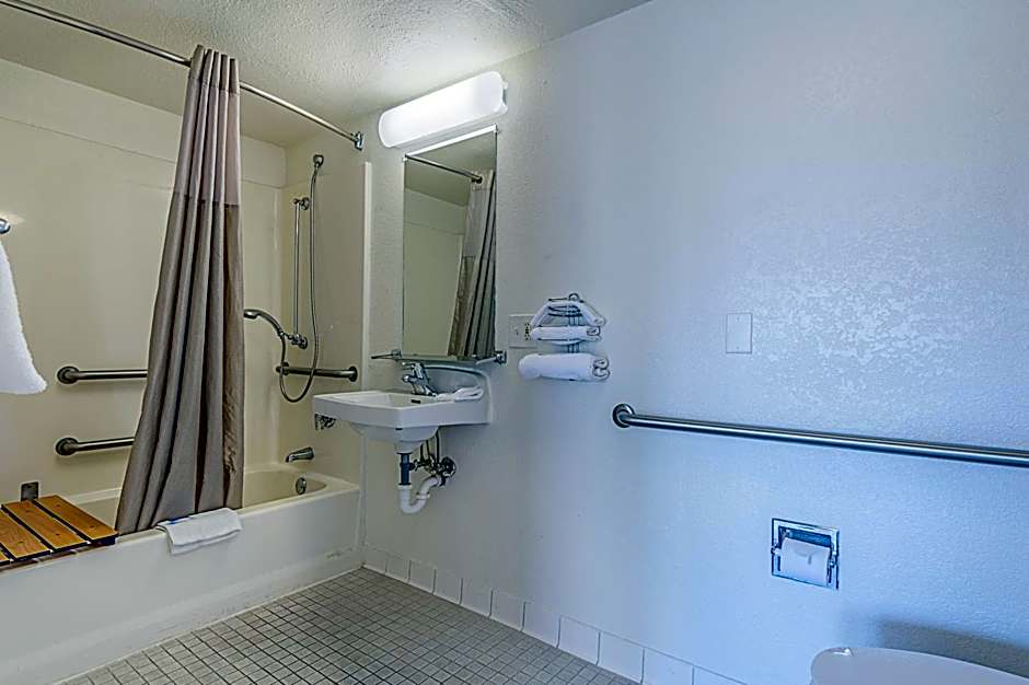 Motel 6 Modesto, CA