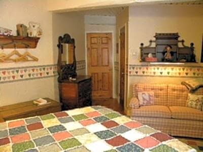 Stouffermill Bed & Breakfast