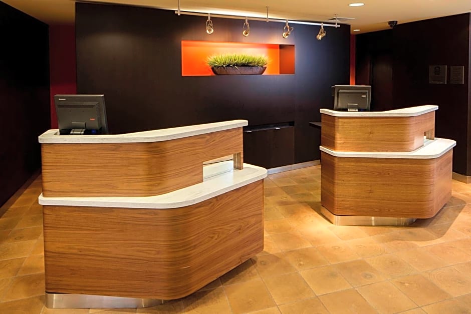 Courtyard by Marriott Wichita at Old Town