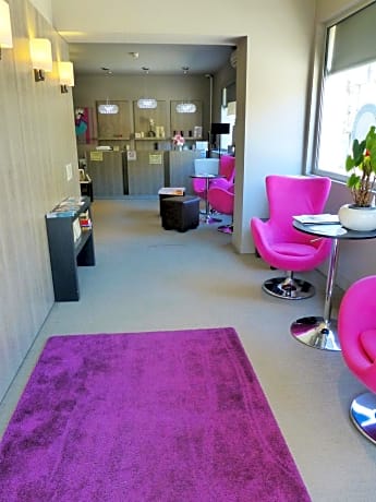 Bliss Hotel