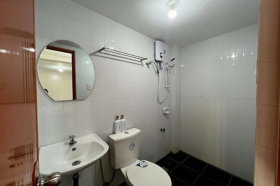 Happy Grey Hotel Vigan