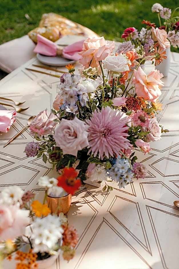 Chanticleer Gardens Barn cottage with a Pool