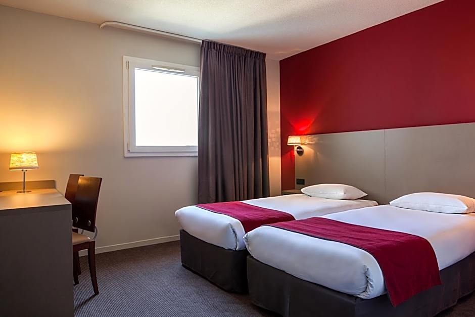 Photo 1 of 6 of Standard 1 Double Bed or 2 Beds