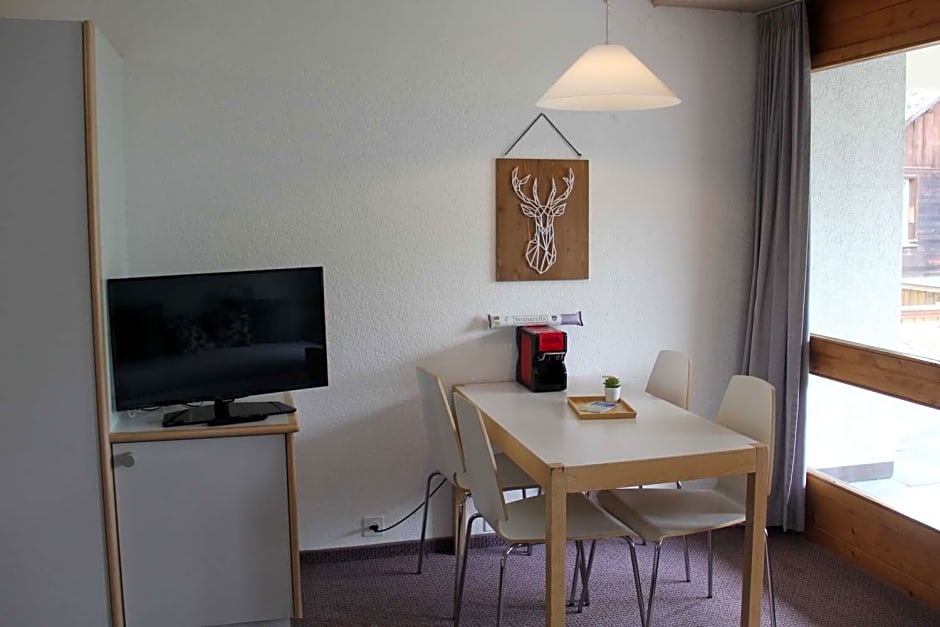 Elements Lodge