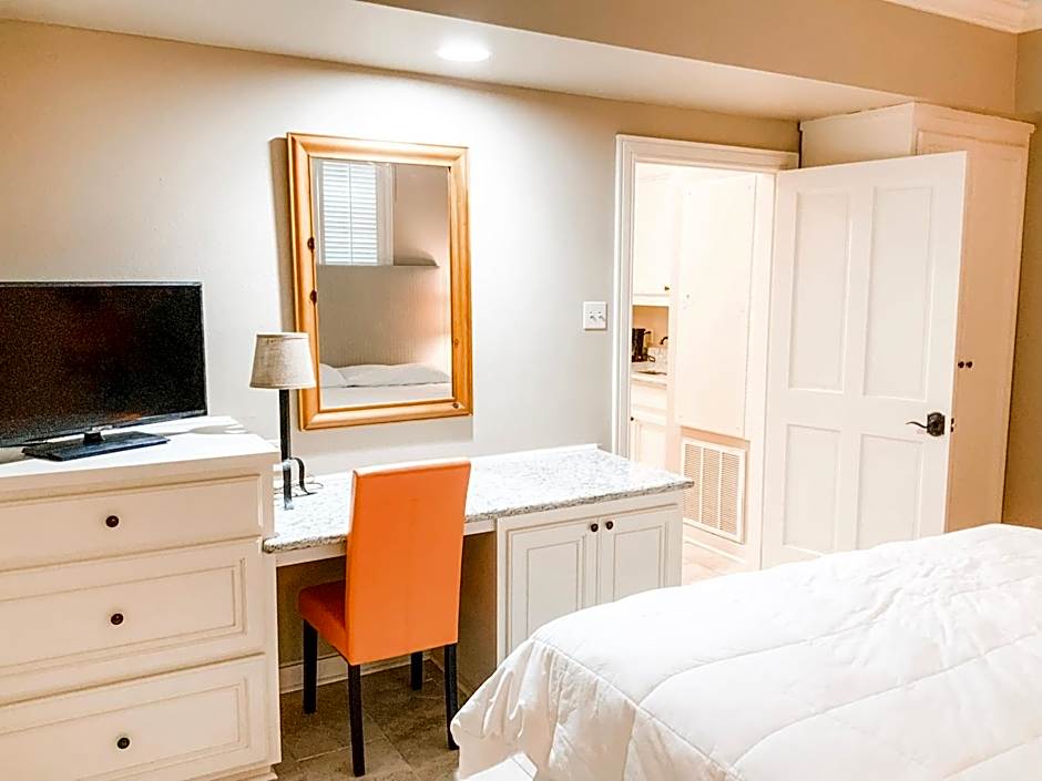 The Lodge at The Bluffs