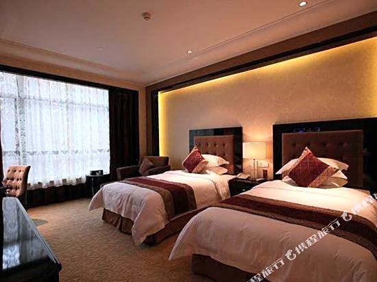 Luotuo Forever Peace Hotel
