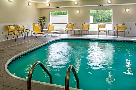 Fairfield Inn & Suites Jackson