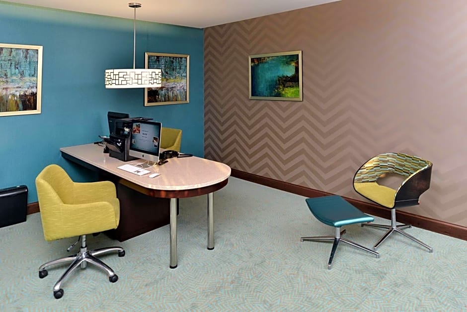 Homewood Suites By Hilton Cincinnati/Mason