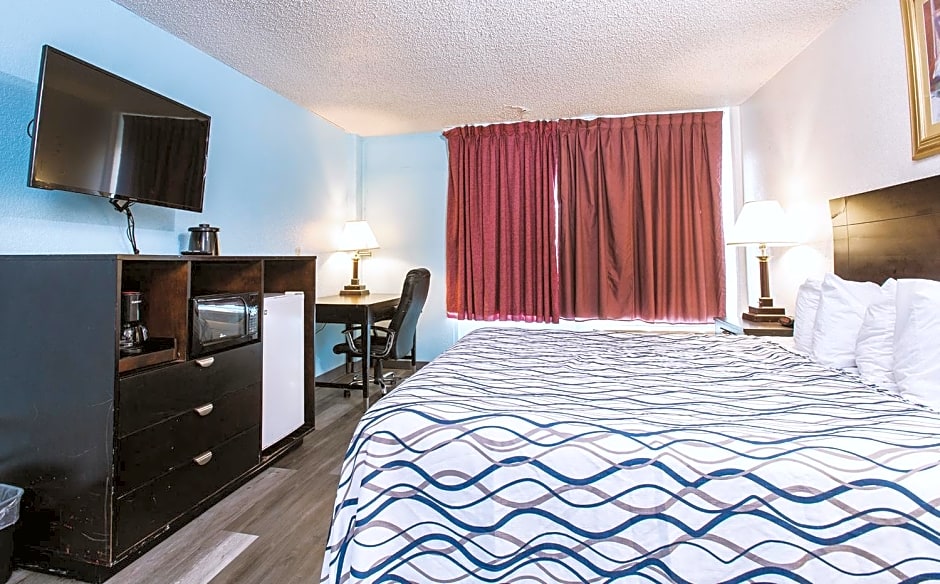 Sky-Palace Inn & Suites Wichita East