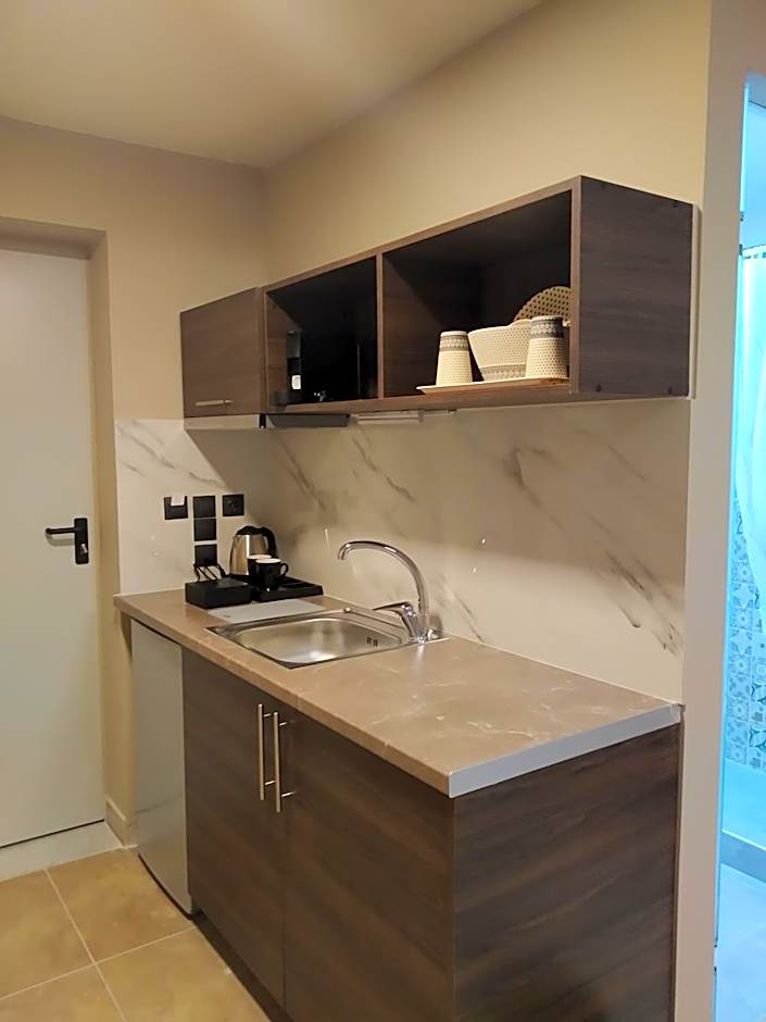 Elaėa Boutique Apartments