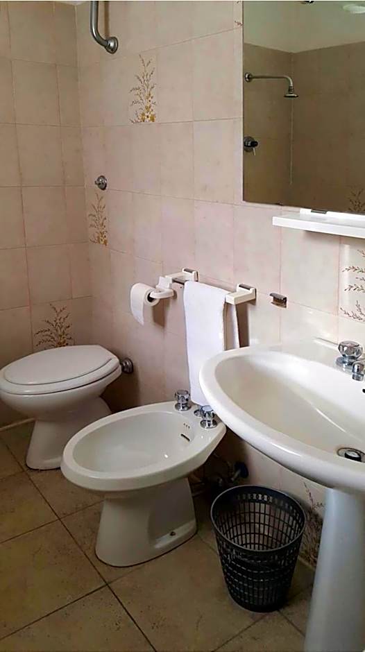Zdjęcie 1 z 2 — Double Room