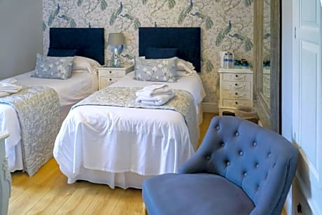 Superior 1 King Bed