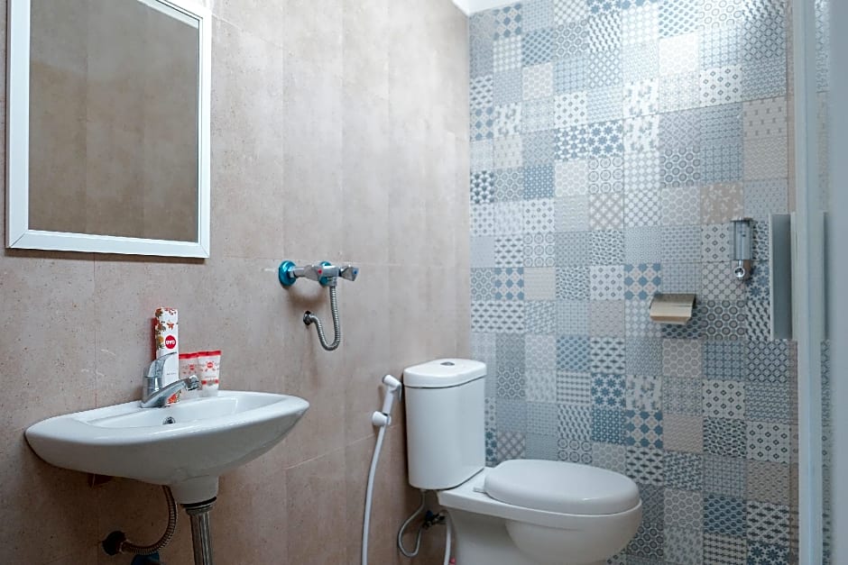 OYO 1454 111 Residence