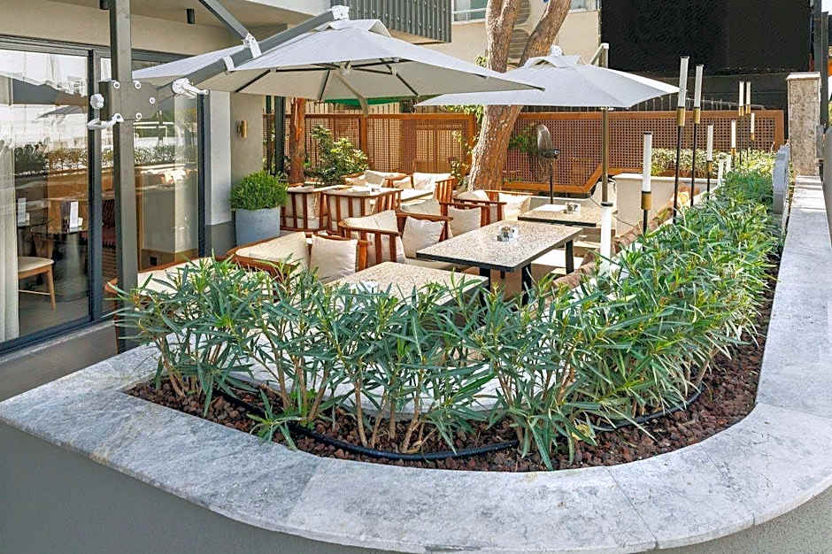 Sherwood Premio Hotel