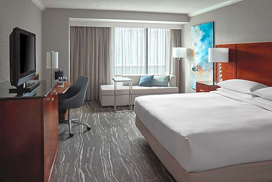 Halifax Marriott Harbourfront Hotel
