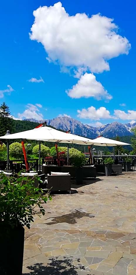 Lux Garden Hotel