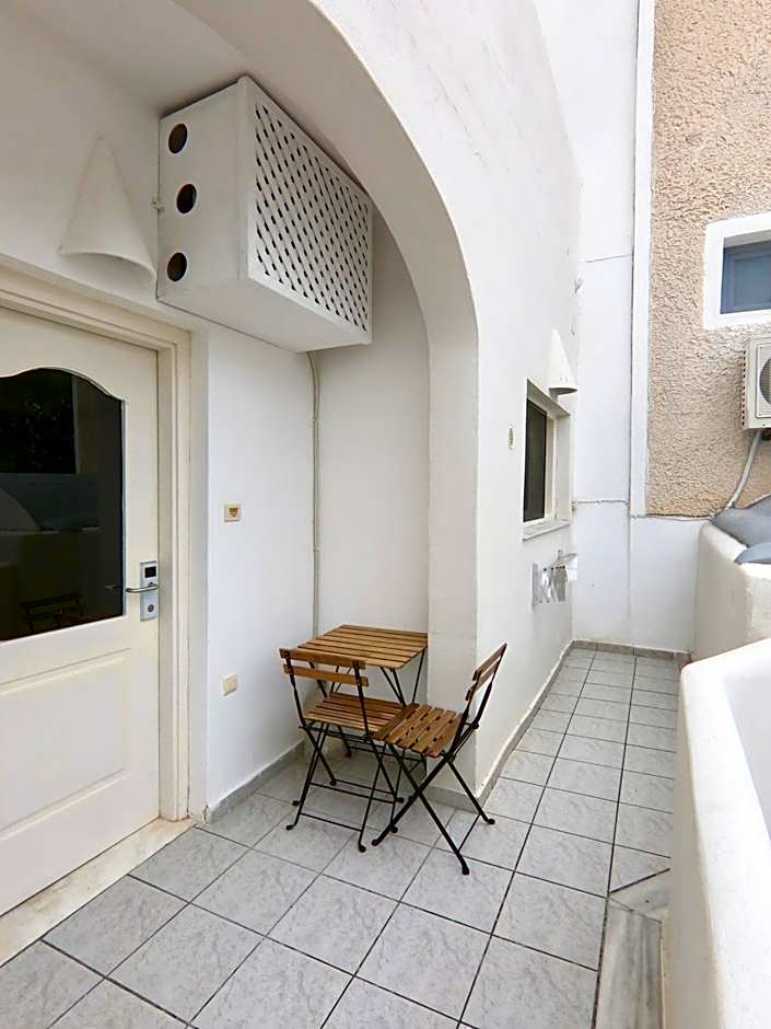 Anny Studios & Rooms Perissa Beach