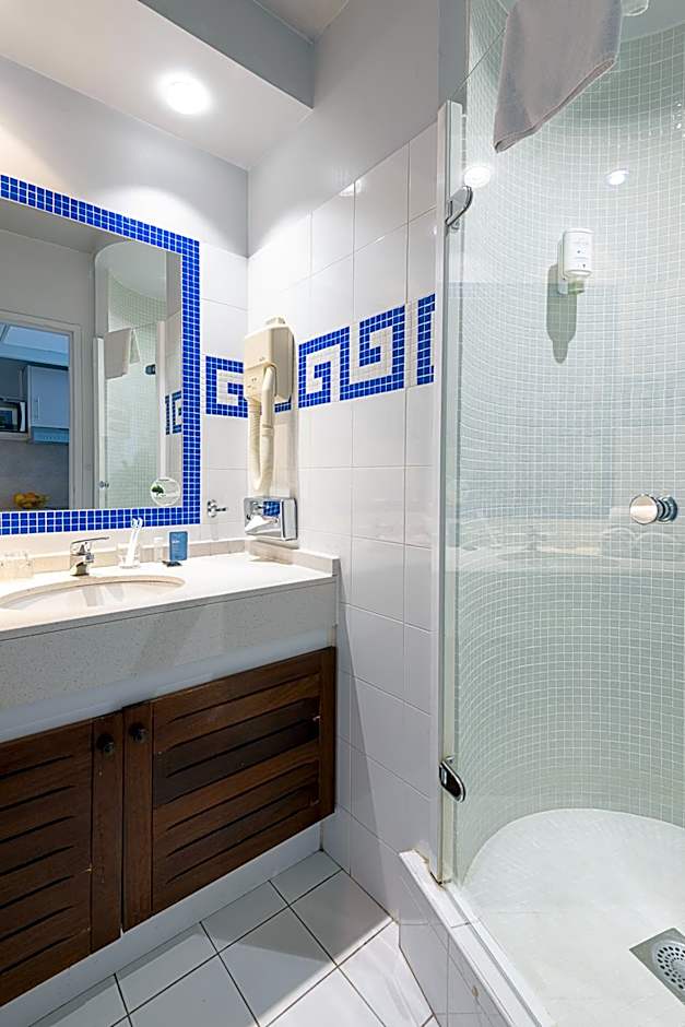 Zenitude Hôtel-Résidences Le Cannet