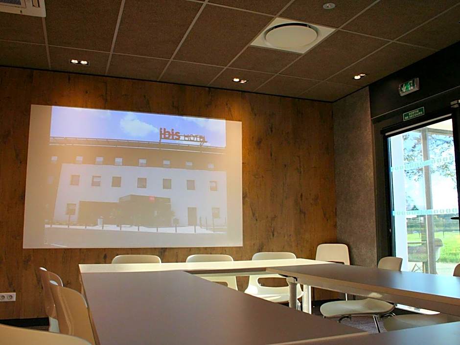 ibis Montceau les Mines