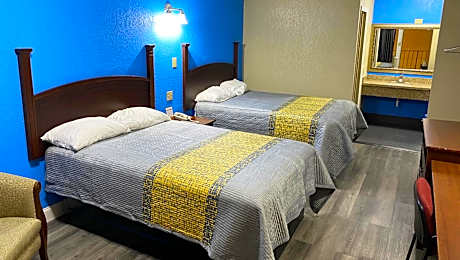 Classic Quadruple Room