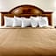 Quality Inn & Suites Mackinaw City Beachfront