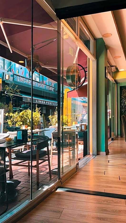 Golden Sail Hotel Old City