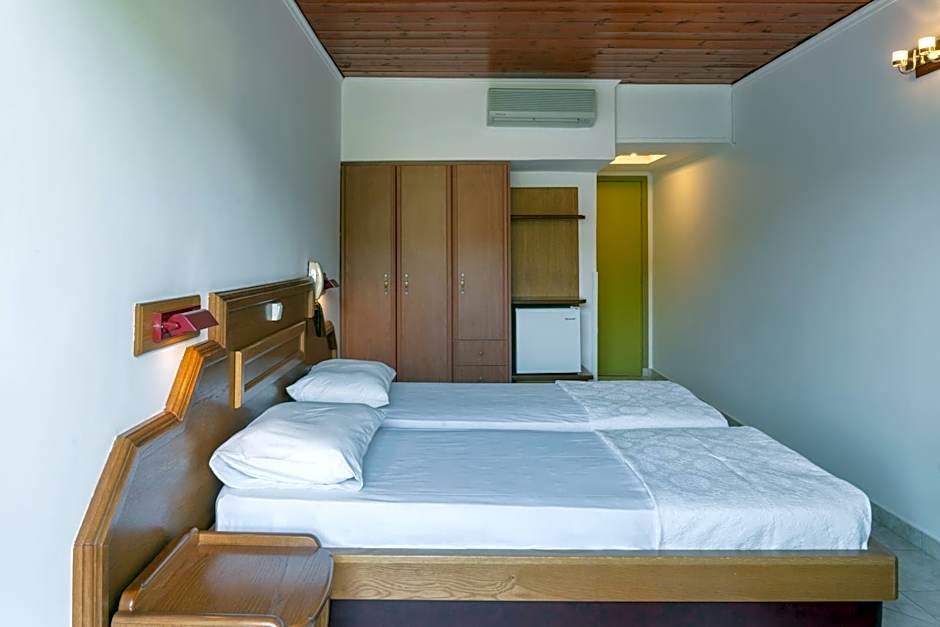 Binji Hotel