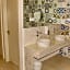 Topcity Hostel & Suites