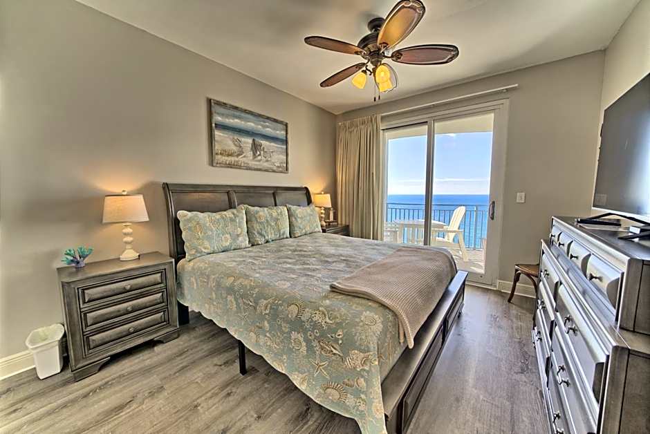 OCEAN FRONT CONDO w INCREDIBLE VIEWS