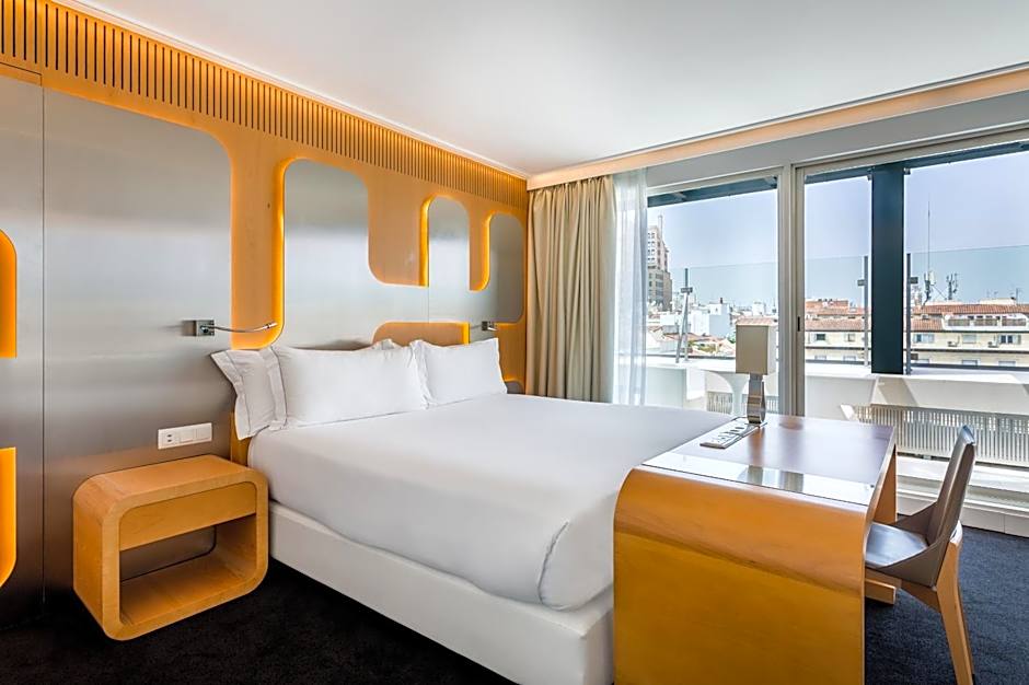 Photo 1 of 7 of Suite