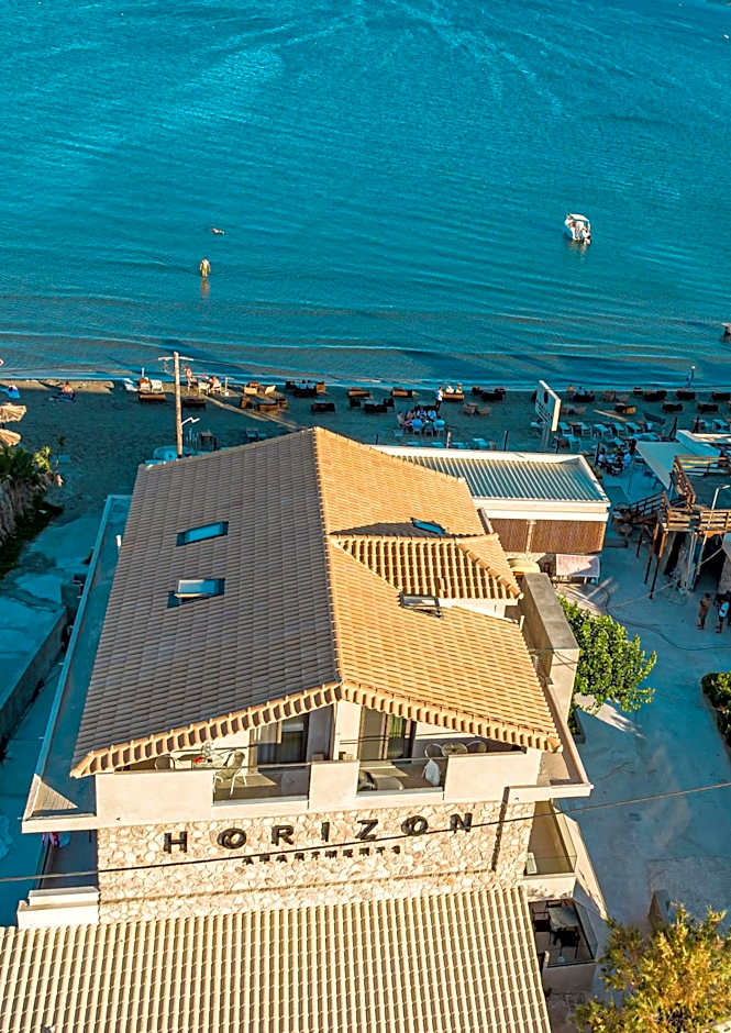 Horizon Apartments - Beachfront Luxury, by ZanteWize